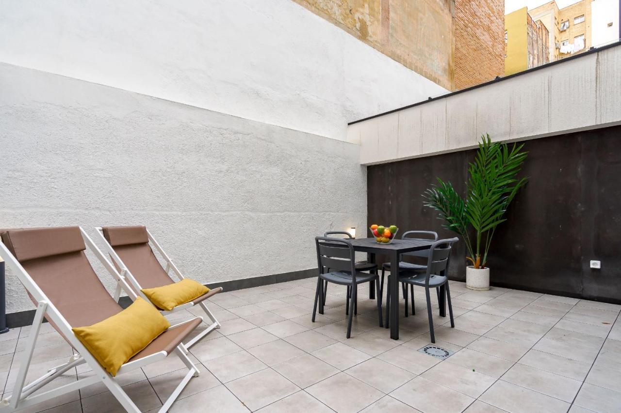 Feelathome Ventas Suites Madrid Ngoại thất bức ảnh